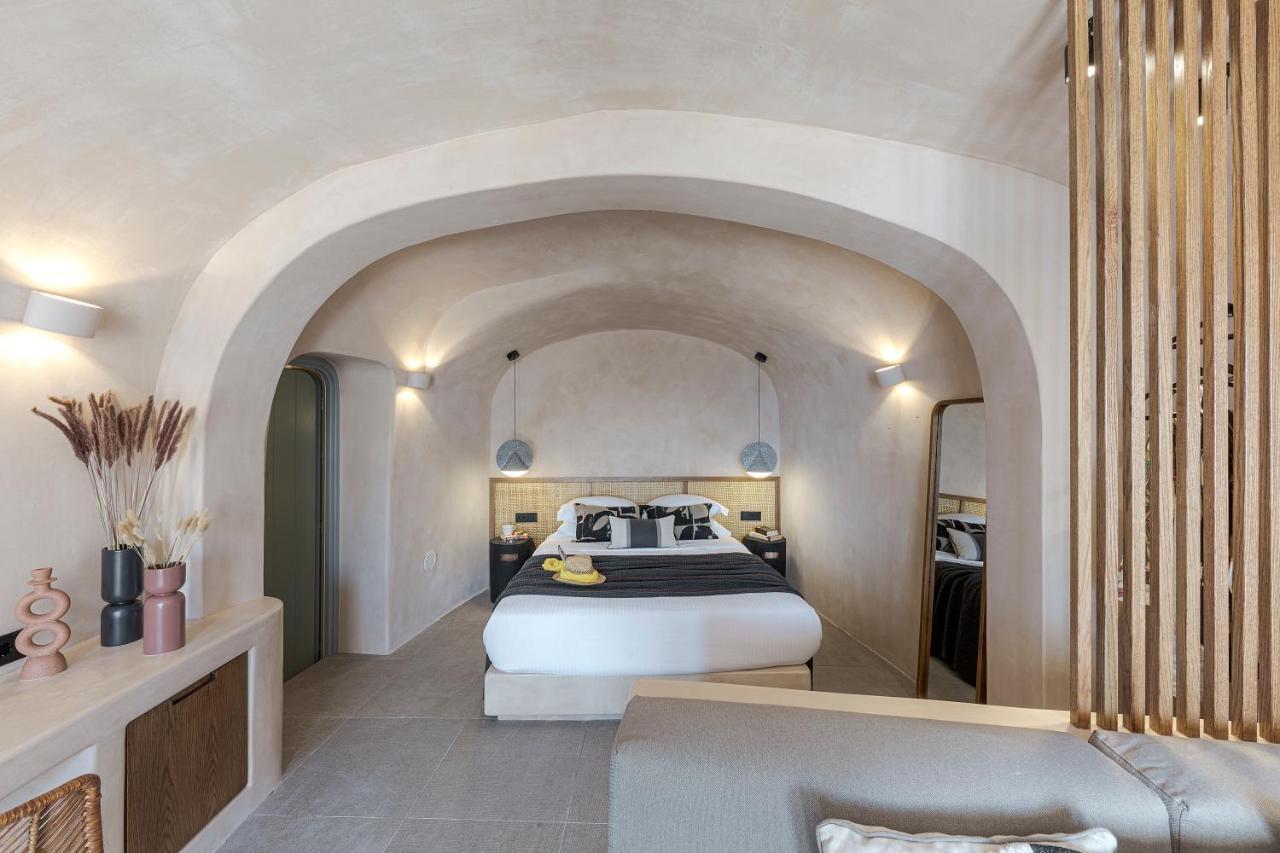 The Exotic Cave Suite Oia  Bagian luar foto