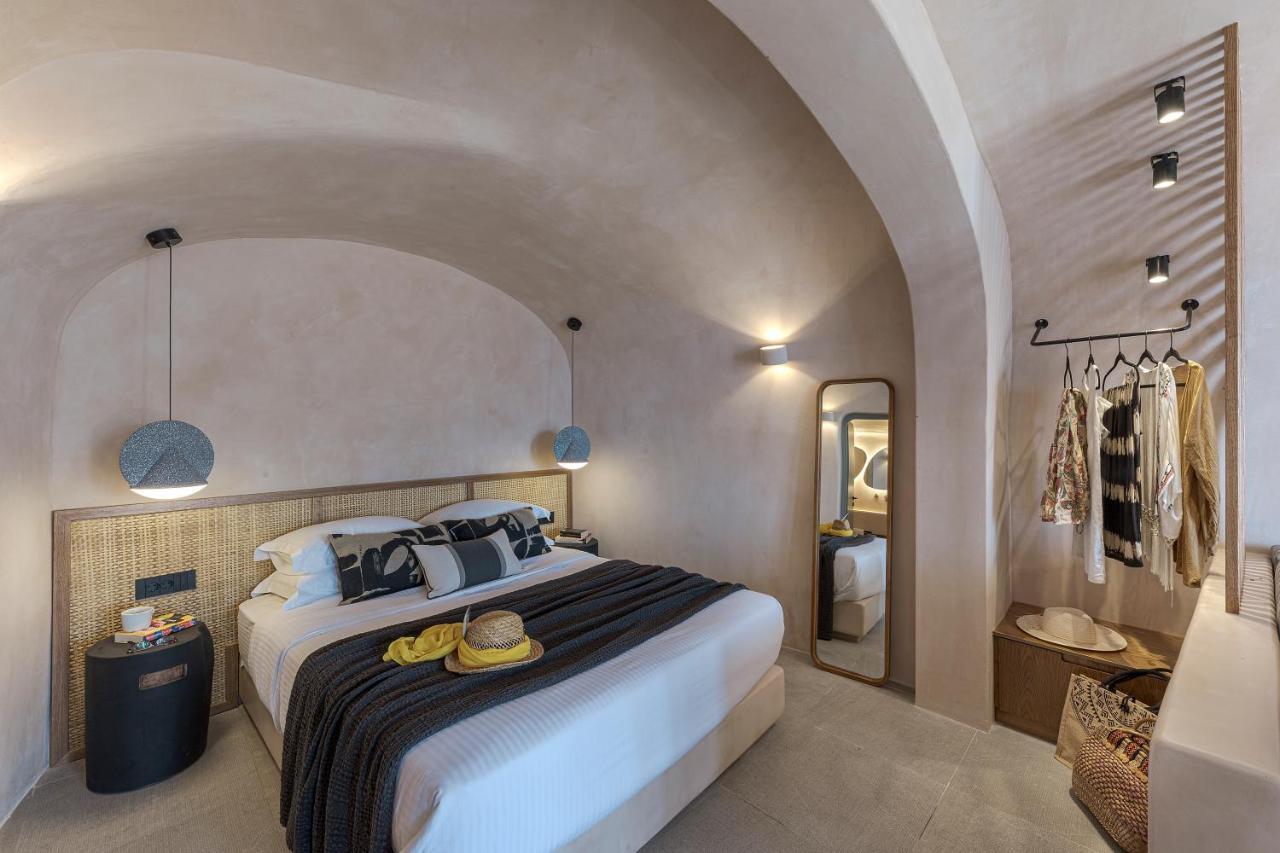 The Exotic Cave Suite Oia  Bagian luar foto